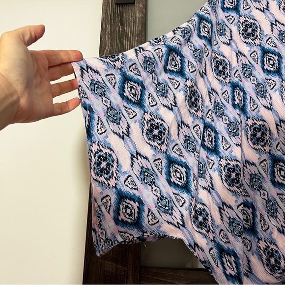 ANDREE BY UNIT Boho Slouchy Patterned Flowy Blouse Women's Size L Festival - Picture 4 of 10